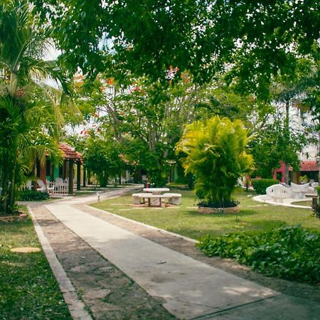Hotel Hacienda Sanchez バリャドリッド エクステリア 写真