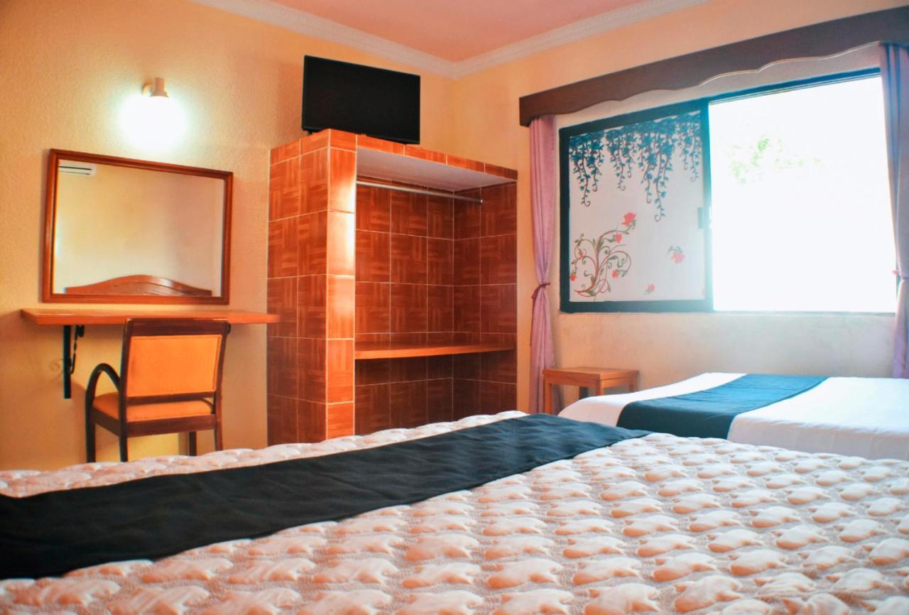 Hotel Hacienda Sanchez バリャドリッド エクステリア 写真
