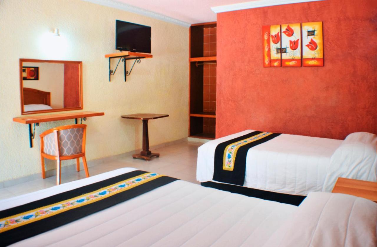 Hotel Hacienda Sanchez バリャドリッド エクステリア 写真