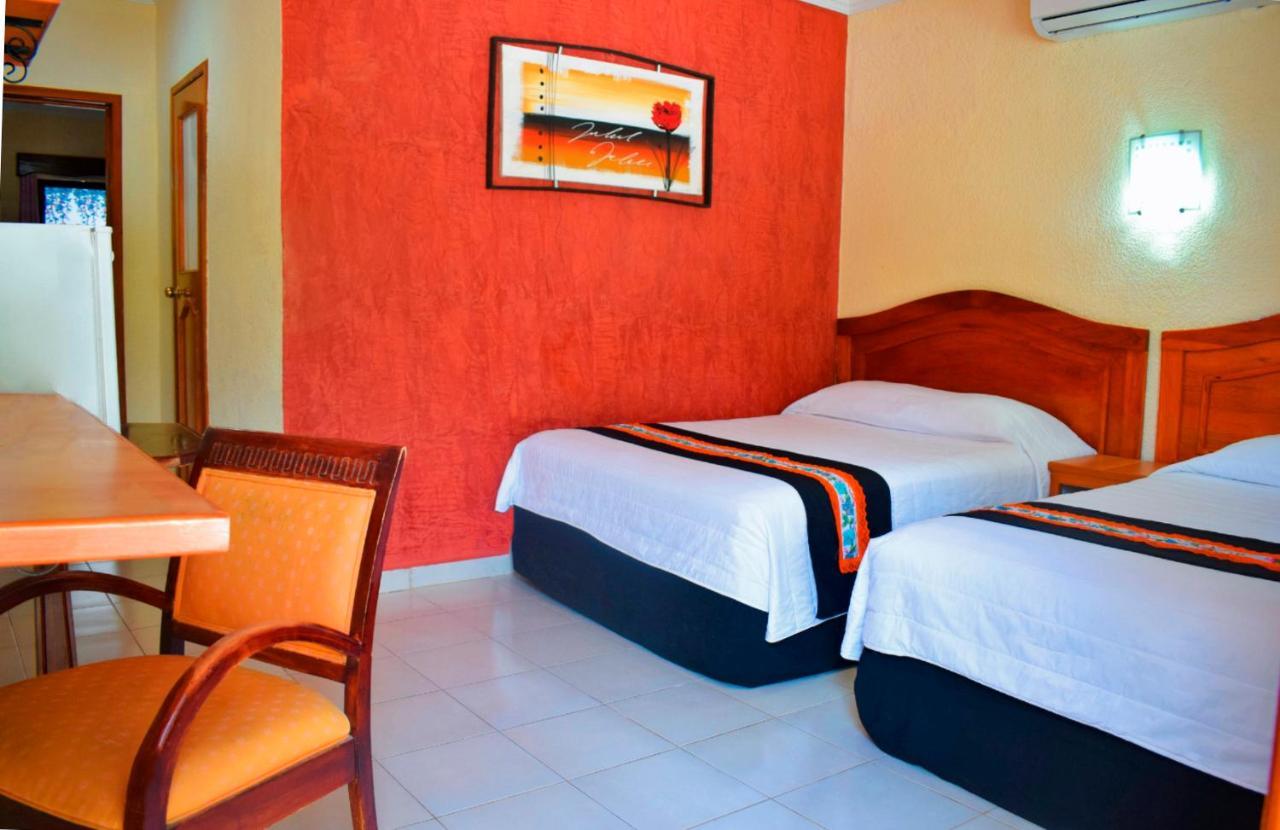 Hotel Hacienda Sanchez バリャドリッド エクステリア 写真