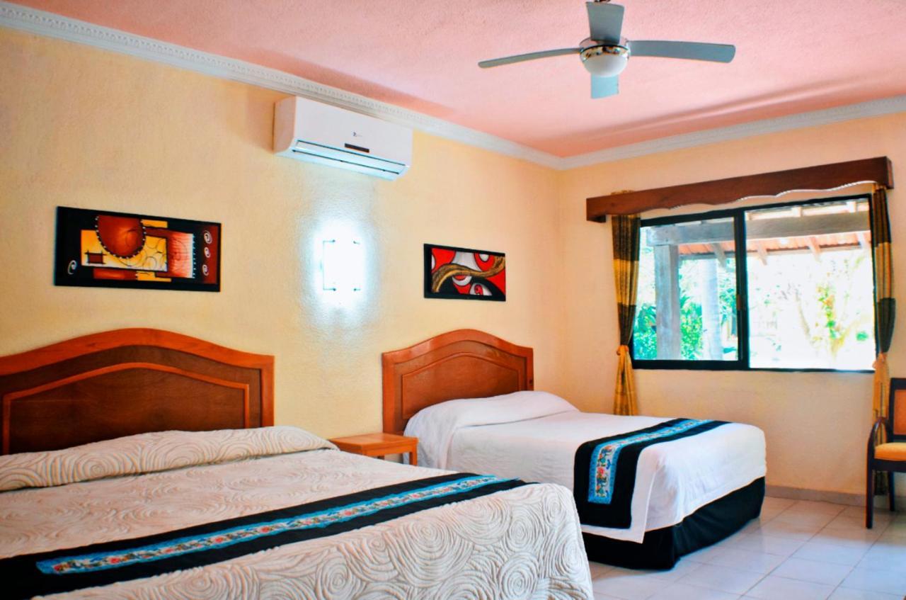 Hotel Hacienda Sanchez バリャドリッド エクステリア 写真